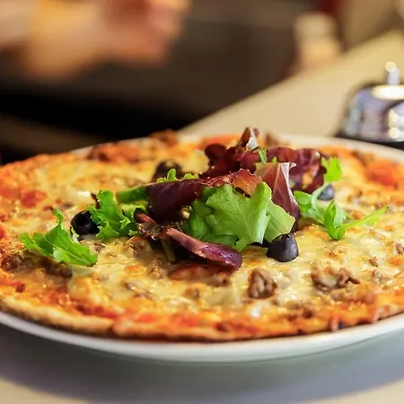 Logis - Restaurant Le Grill Lons-le-Saunier