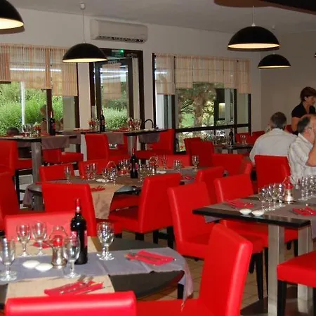 Logis - Restaurant Le Grill 3*